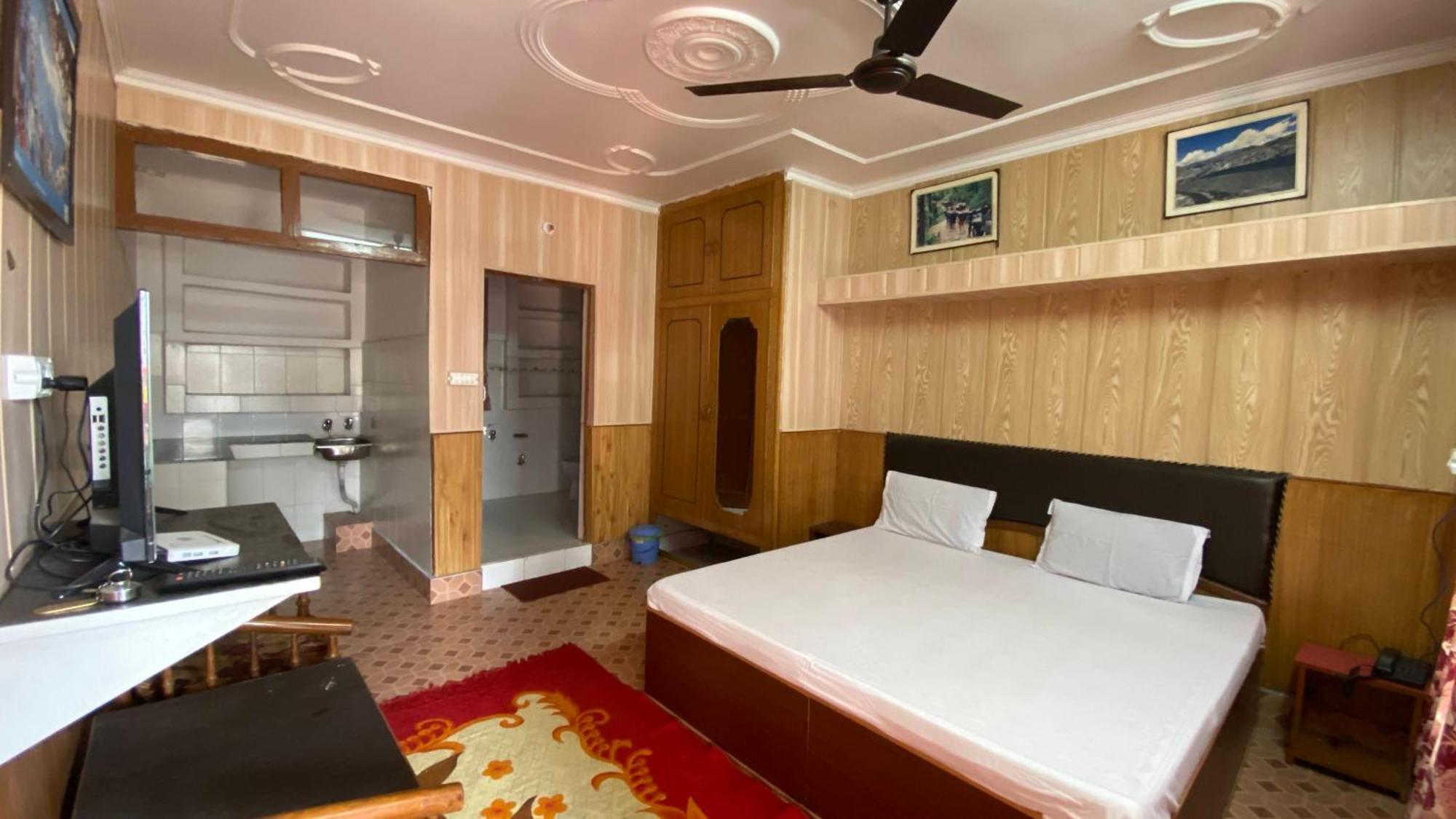 Hotel Ekant Lodge Мак-Леод-Гейндж Экстерьер фото